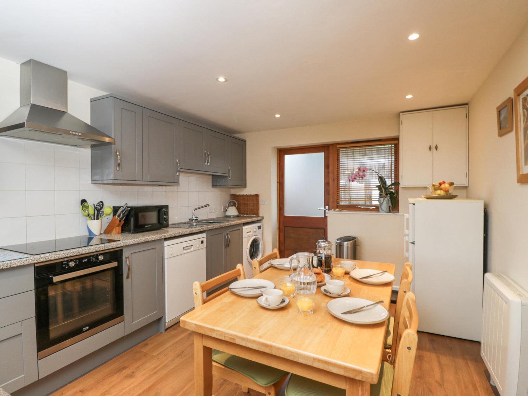 Roan Cottage Lydiard Millicent Экстерьер фото